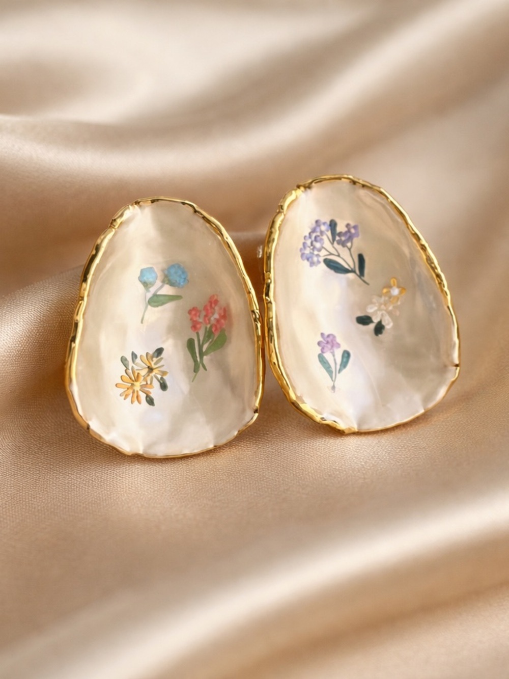 Hand-Painted Floral Mother-of-Pearl Gold Edge Earrings - Picture 5 of 10